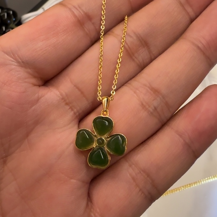 和田玉银S925镶嵌颈饰