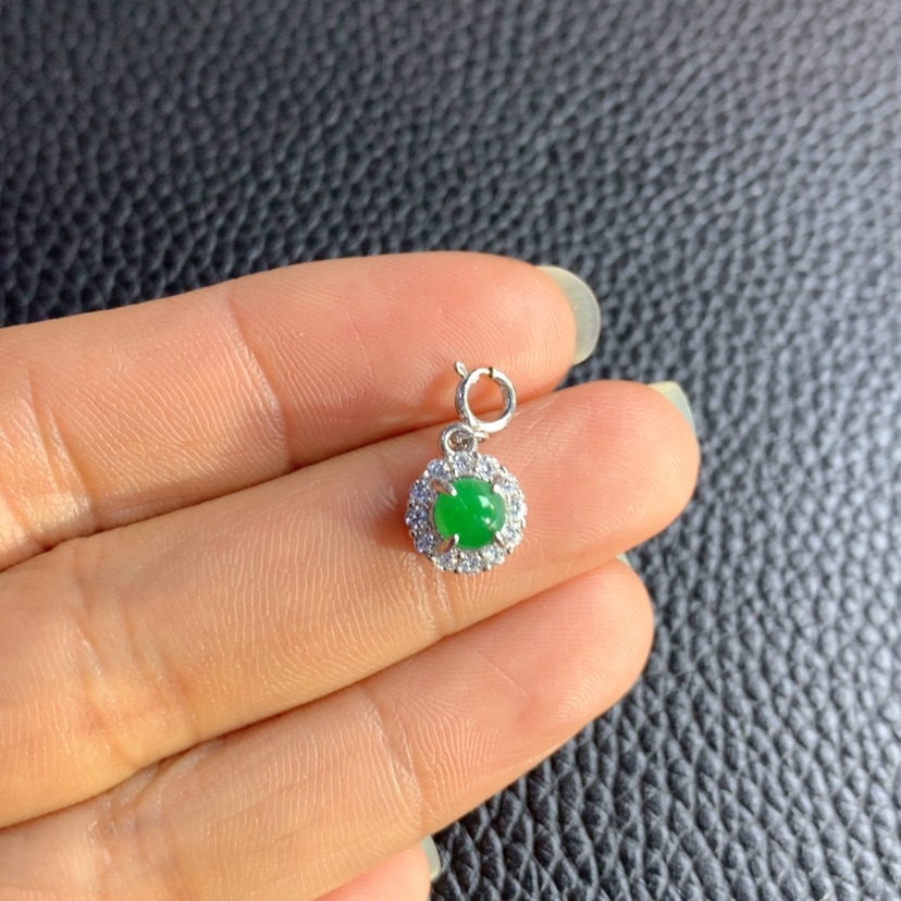 【闪购商品】翡翠吊坠(不含链)银S925镶嵌