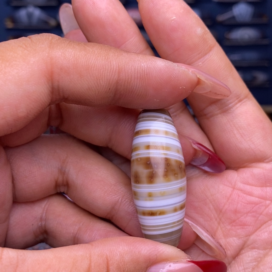 橙***爸玛瑙/玉髓未镶嵌珠宝半成品