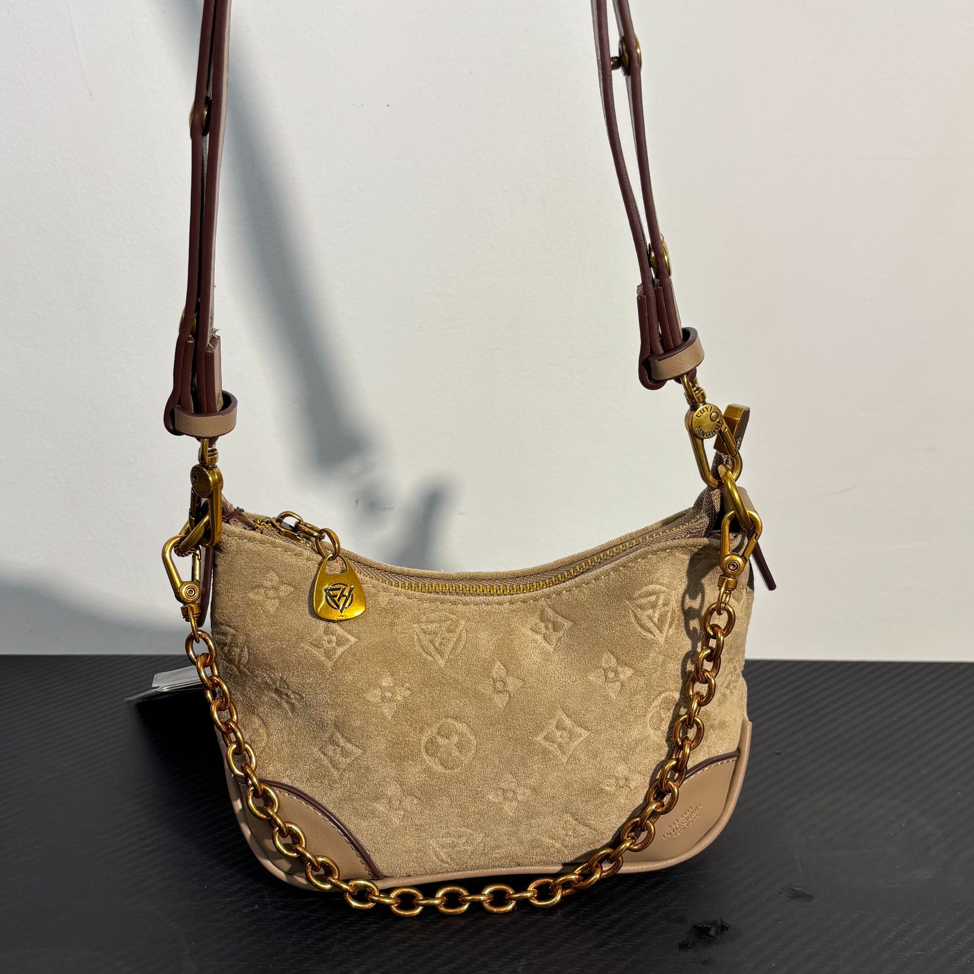 压花卡其小牛角【8149卡其】时尚复古