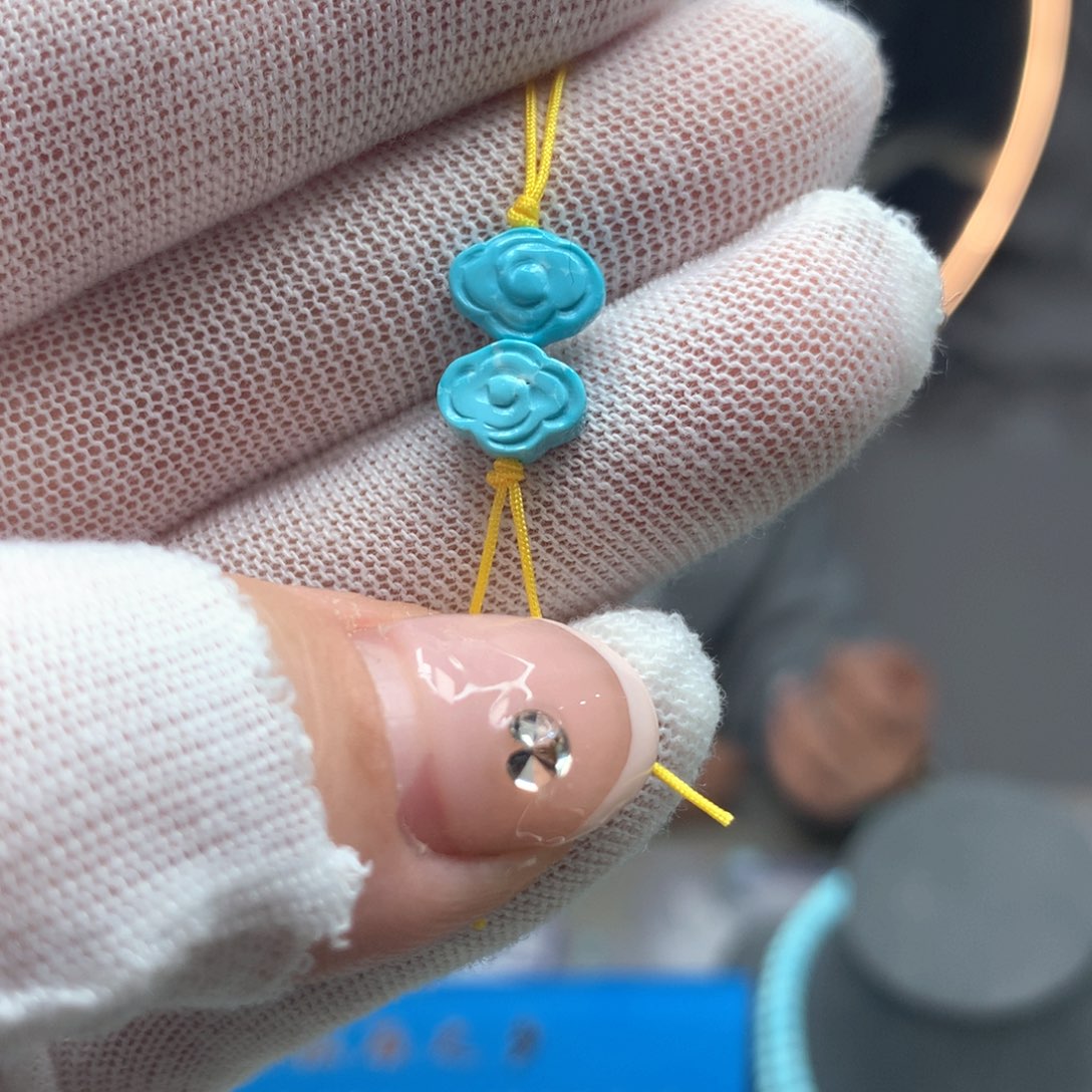 绿松石未镶嵌挂件