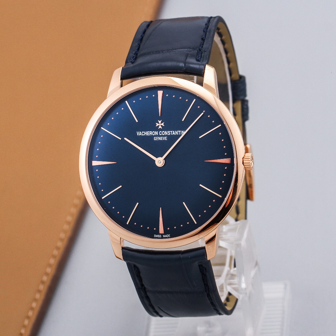 99新 Vacheron Constantin/江诗丹顿 81180/000R-b518手动腕表 