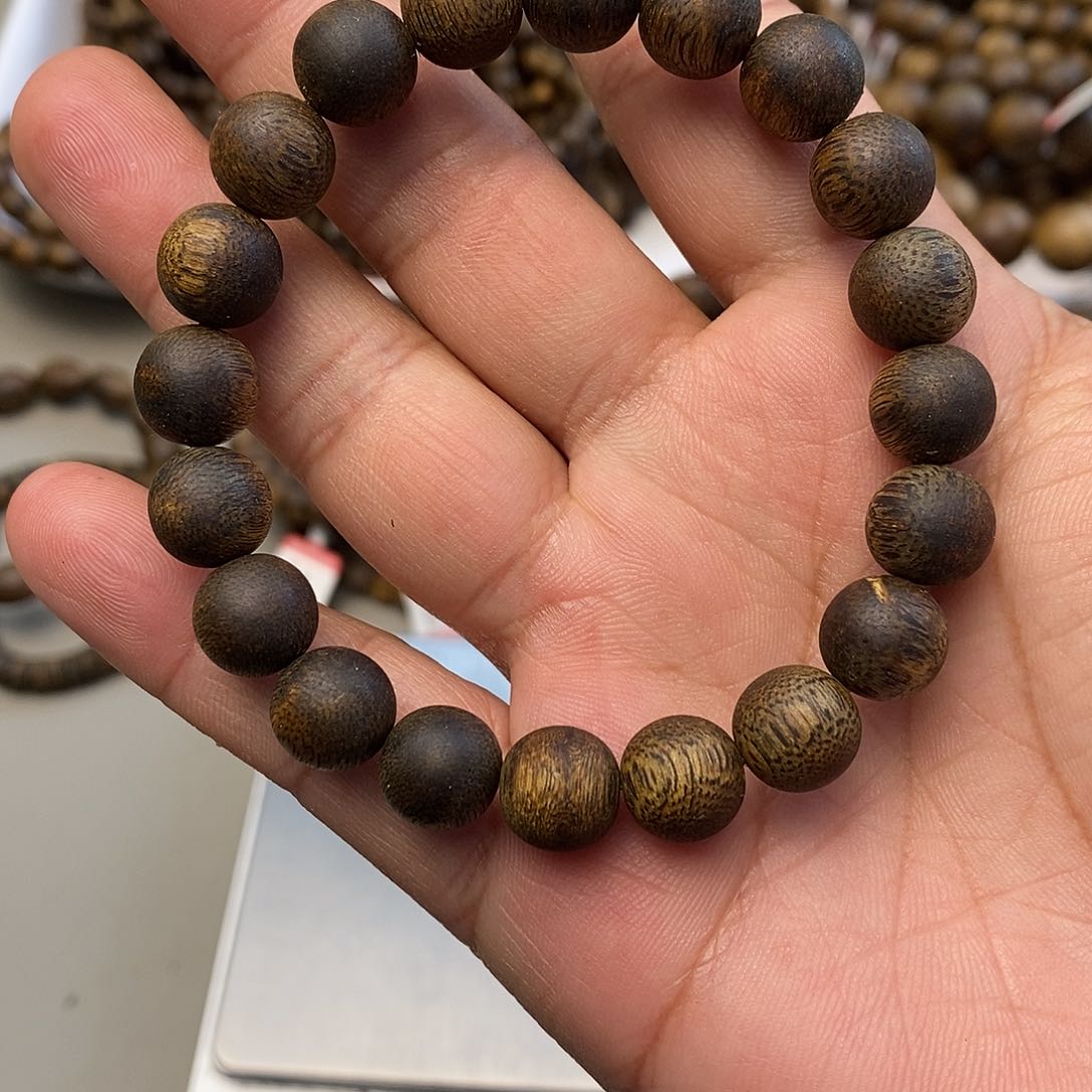 沉香手串圆珠10单圈11克多样性发一