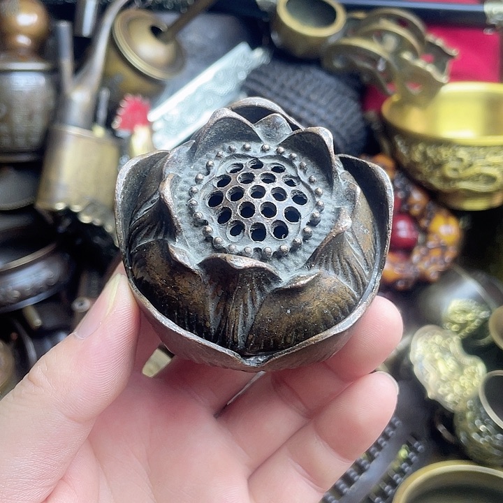诚信经营铜器摆件