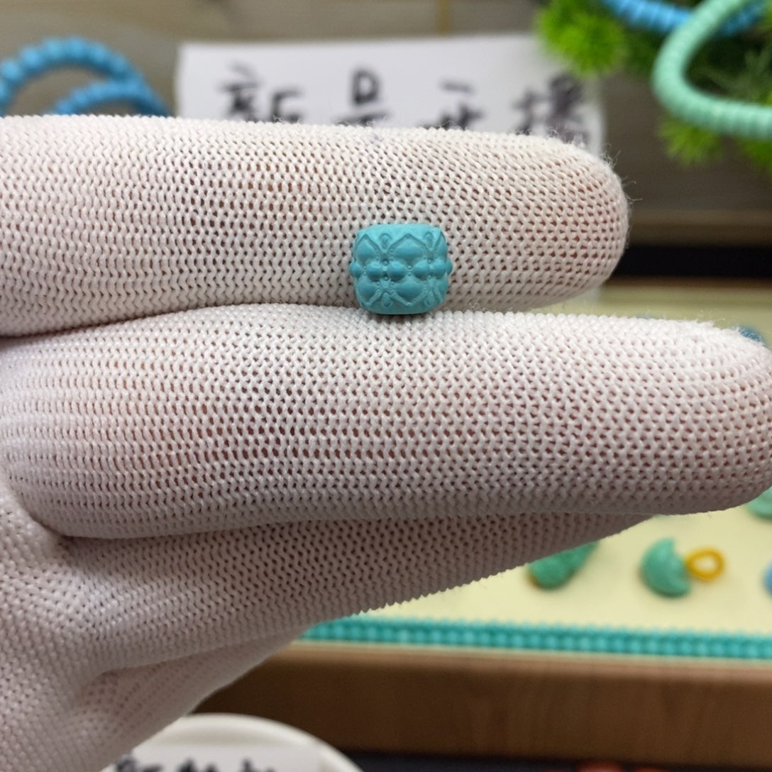 精工绿色并蒂莲花珠卡10左右