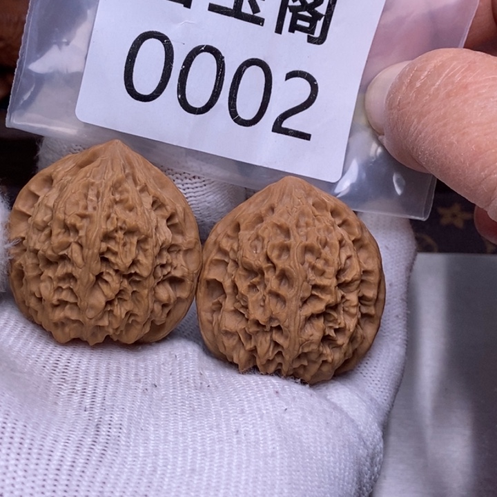 文玩核桃把件野牛38