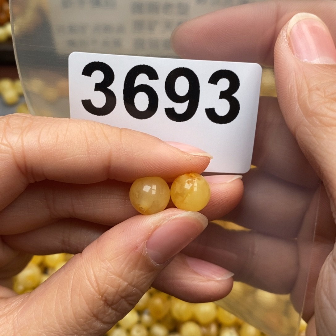 蜜蜡珠宝奇石未镶嵌