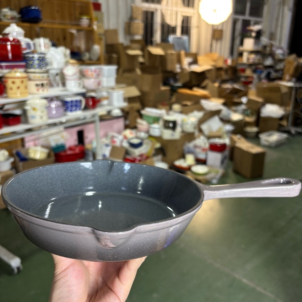 铸铁珐琅锅平底锅煎锅牛排盘升级内不粘釉料珐琅锅电磁炉烤箱