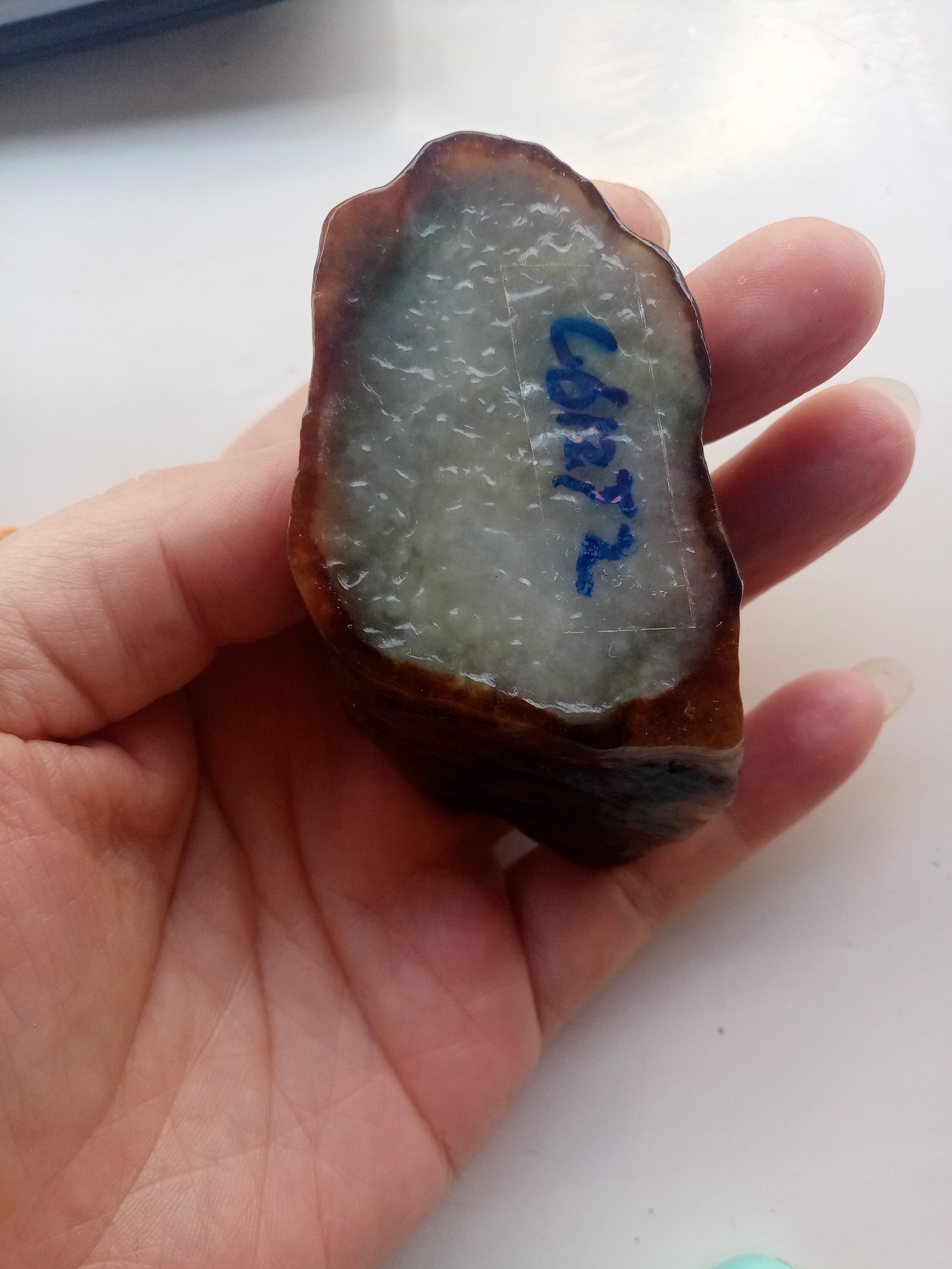 天然达马砍翡翠吊坠