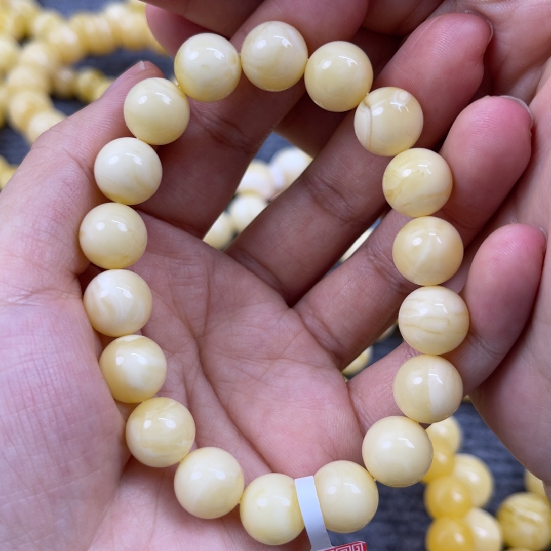 琥珀裸石未镶嵌尺寸