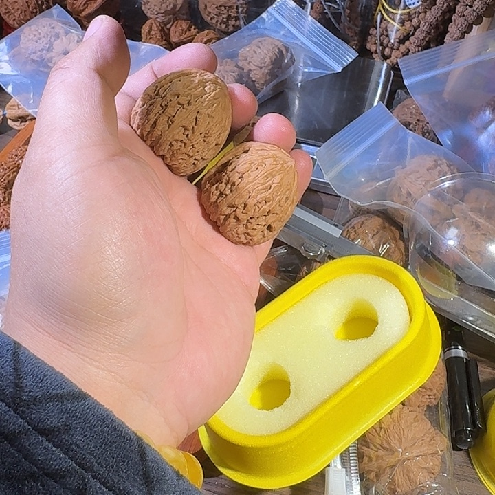 文玩核桃吊坠南疆石