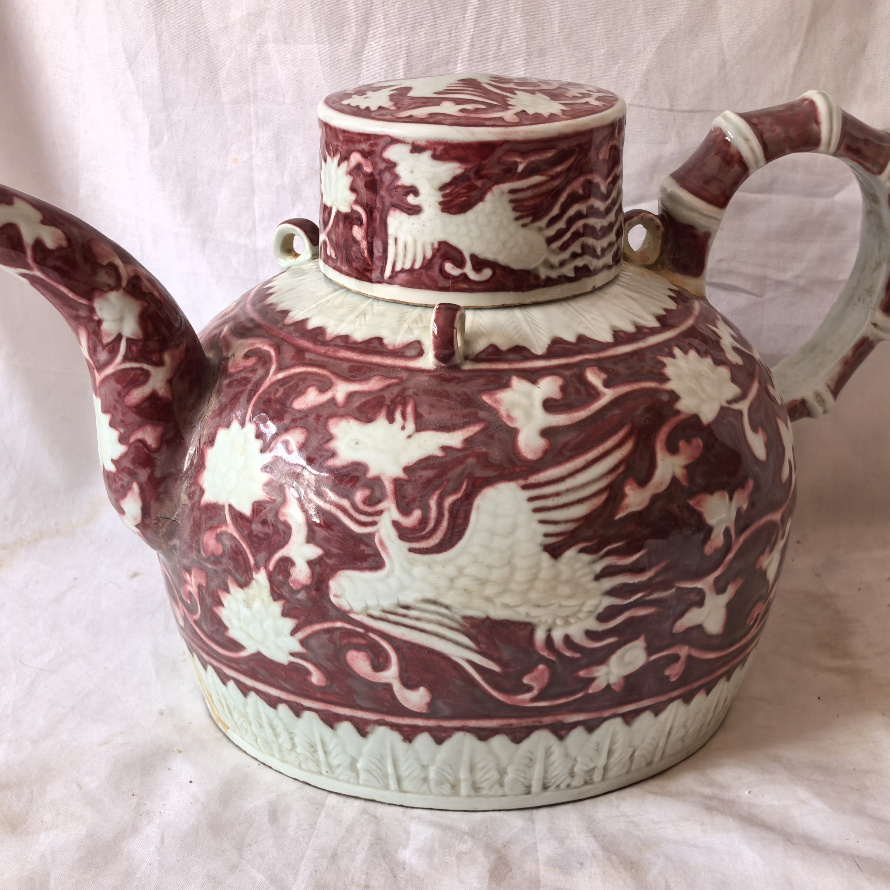 精美釉里红凤凰缠枝花卉宽36厘米的大瓷壶工艺展现古典韵味茶壶