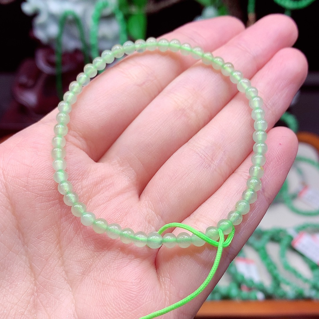 翡翠未镶嵌手链翡翠