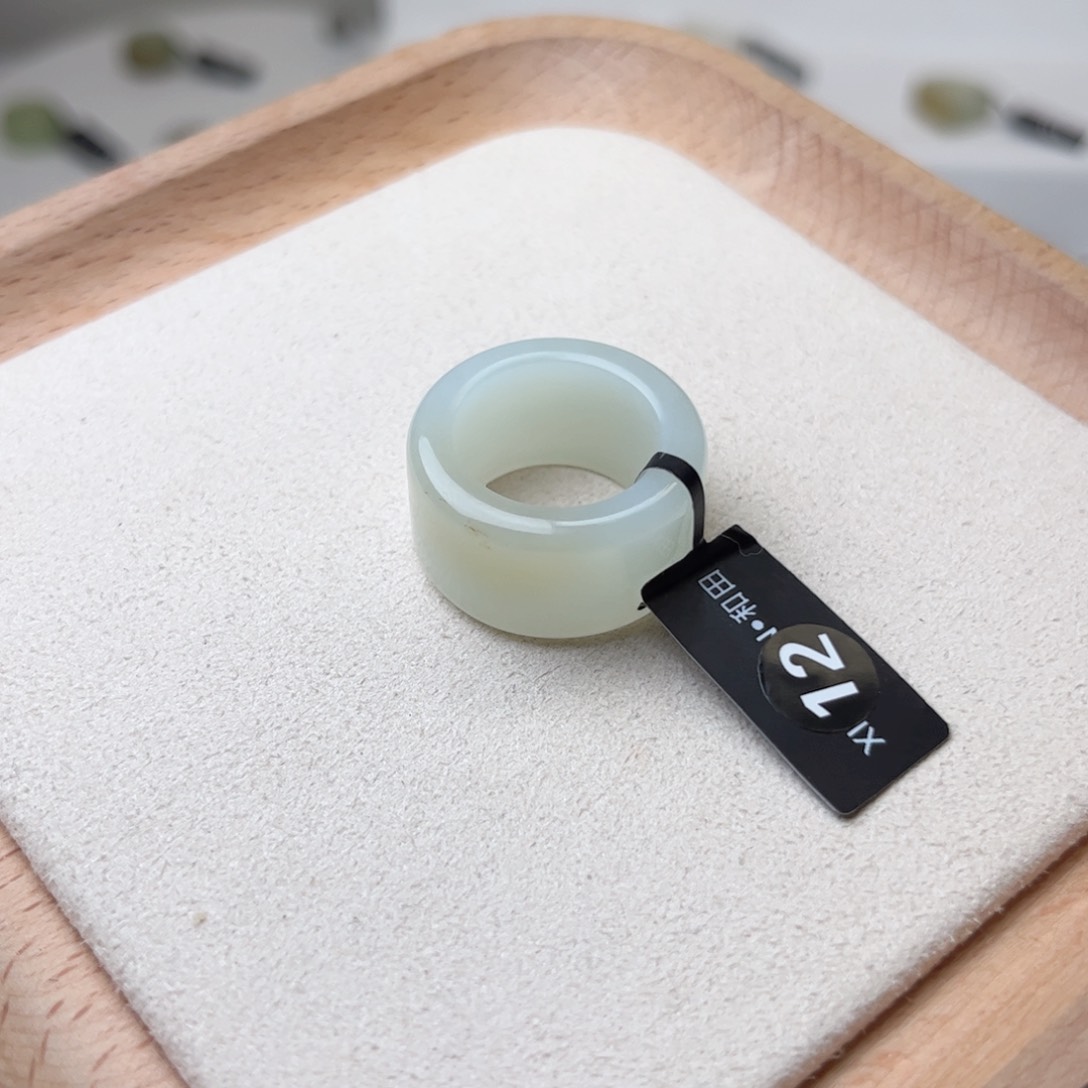 和田玉戒指未镶嵌