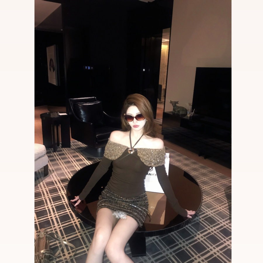 Yingdaren【星芒绮梦】 复古重工辣妹亮片一字肩修身长袖+气质短裙