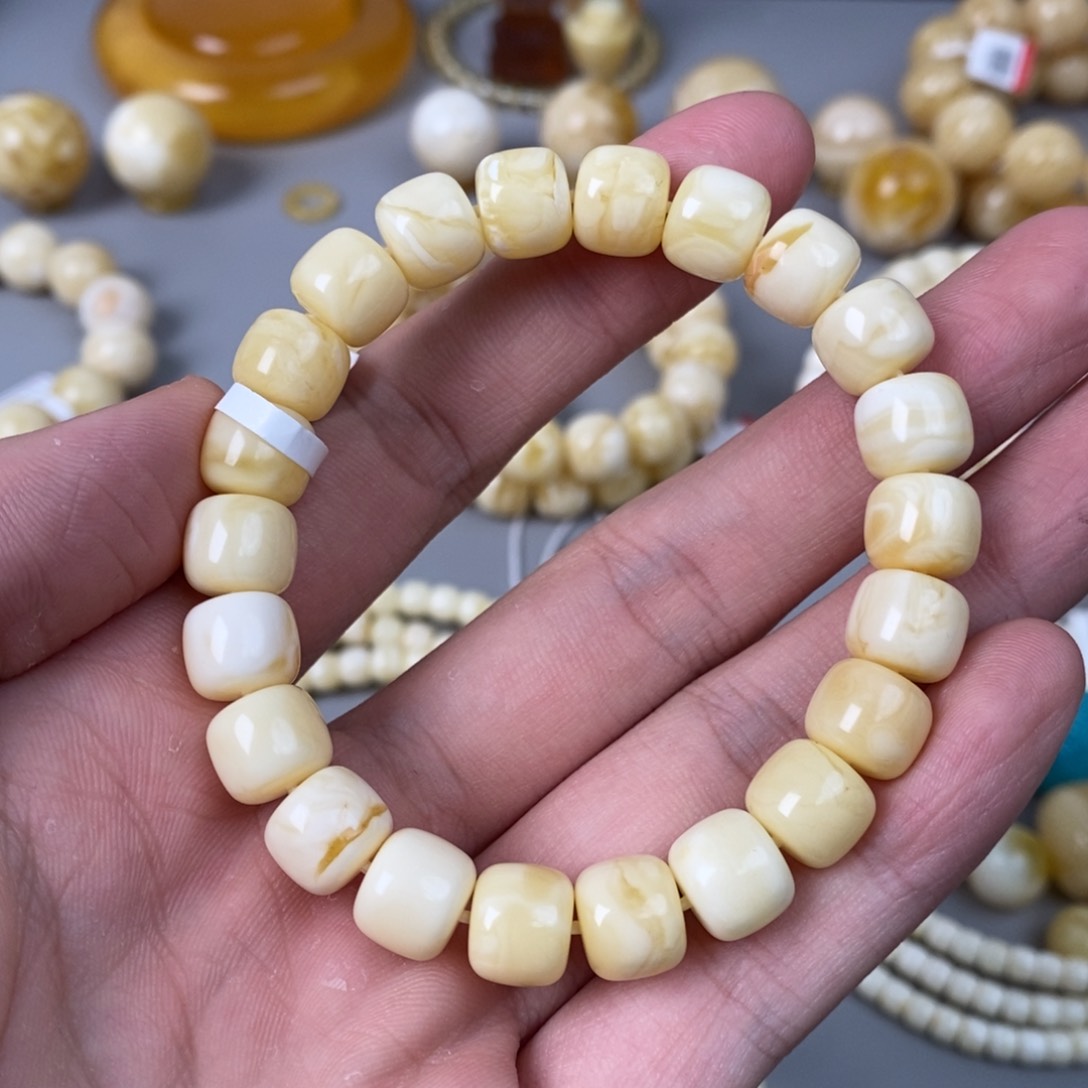 琥珀珠宝奇石未镶嵌@*杨