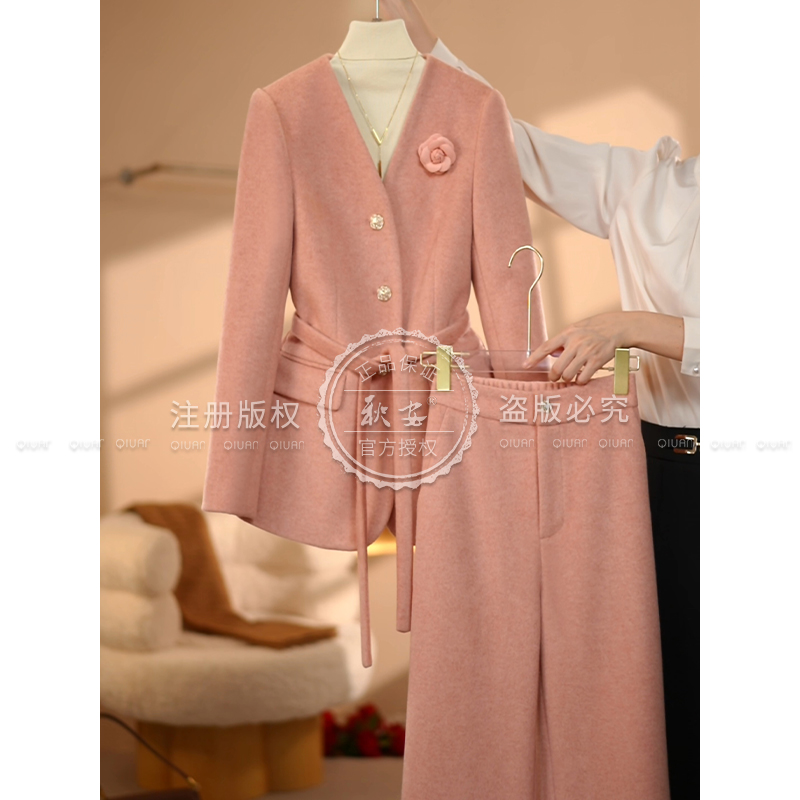 【木木衣橱】2025冬季新款粉色高级设计师系列修身加厚西装套装