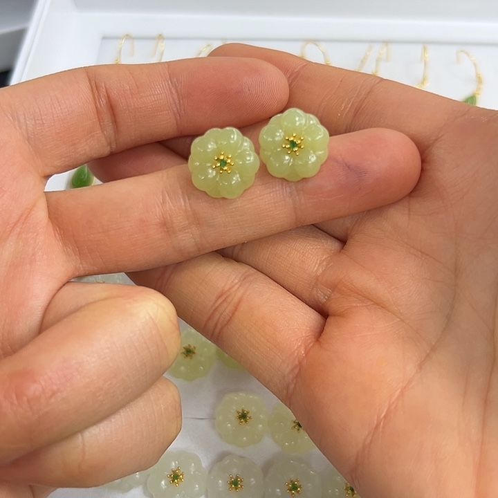 会***睛定制和田玉银S925镶嵌颜色多样性发货拍一发一