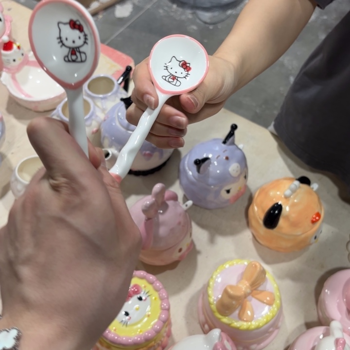 高温陶瓷釉下彩餐具