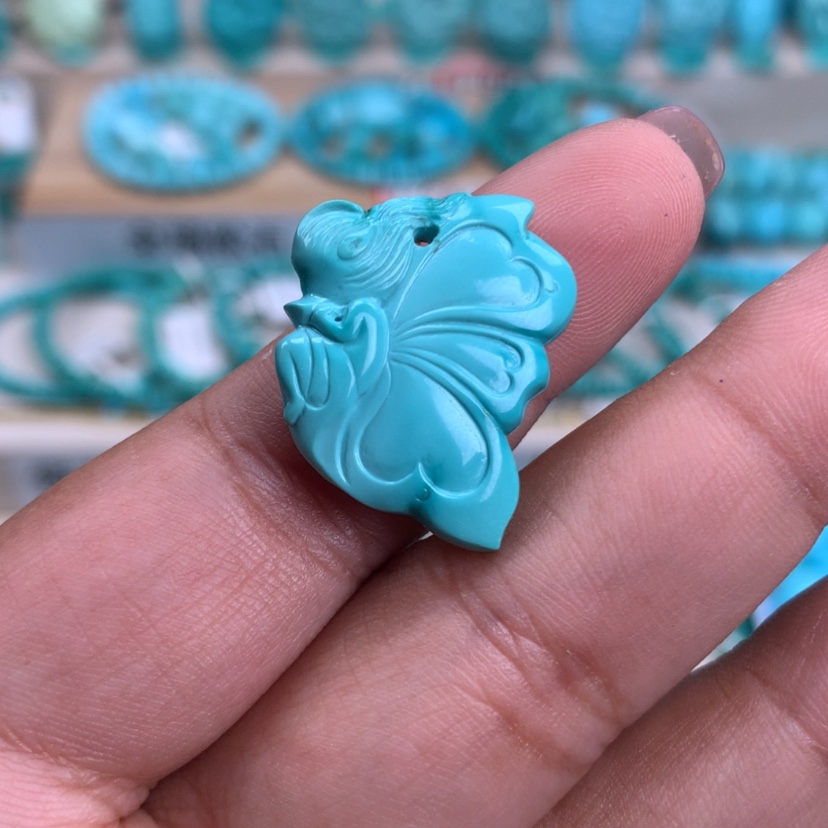 【闪购商品】绿松石未镶嵌雕刻