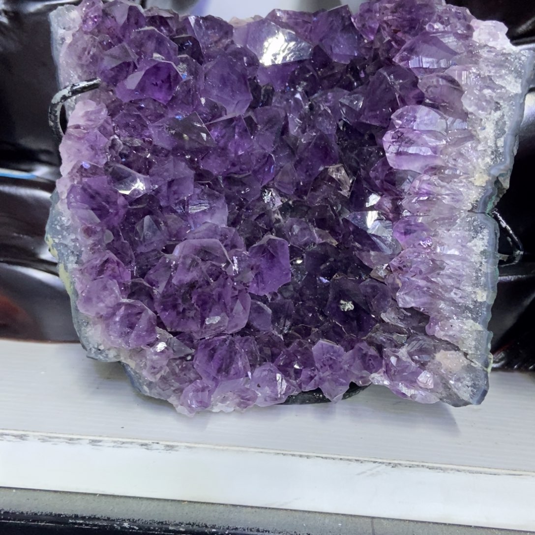 紫晶未镶嵌大型摆件（非配饰）琪