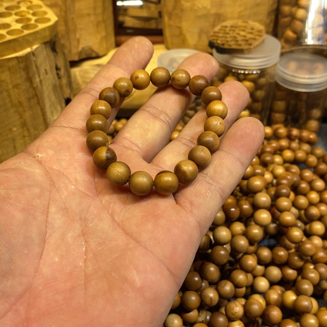 檀香木老山檀香1.0瑕疵正区保真