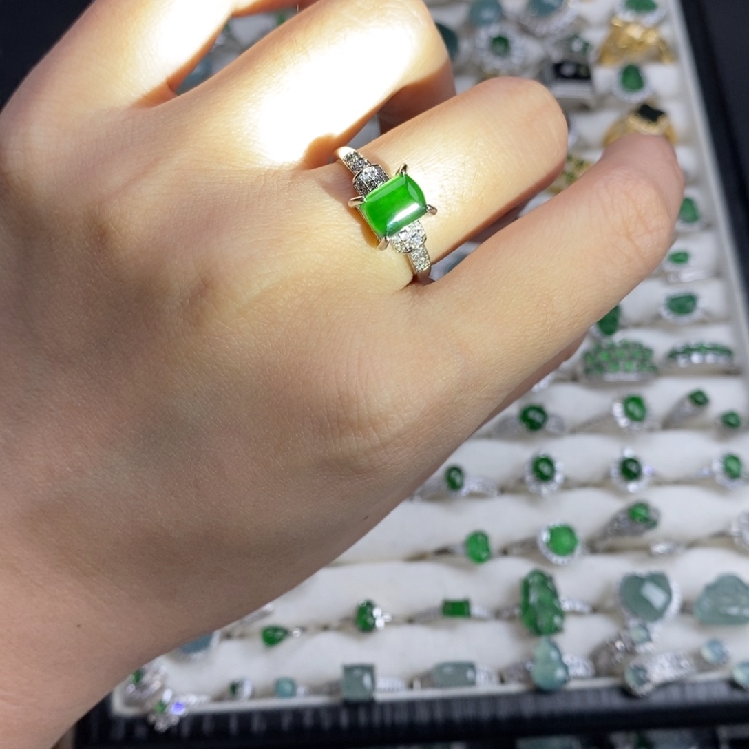 未镶嵌挂件翡翠翡翠