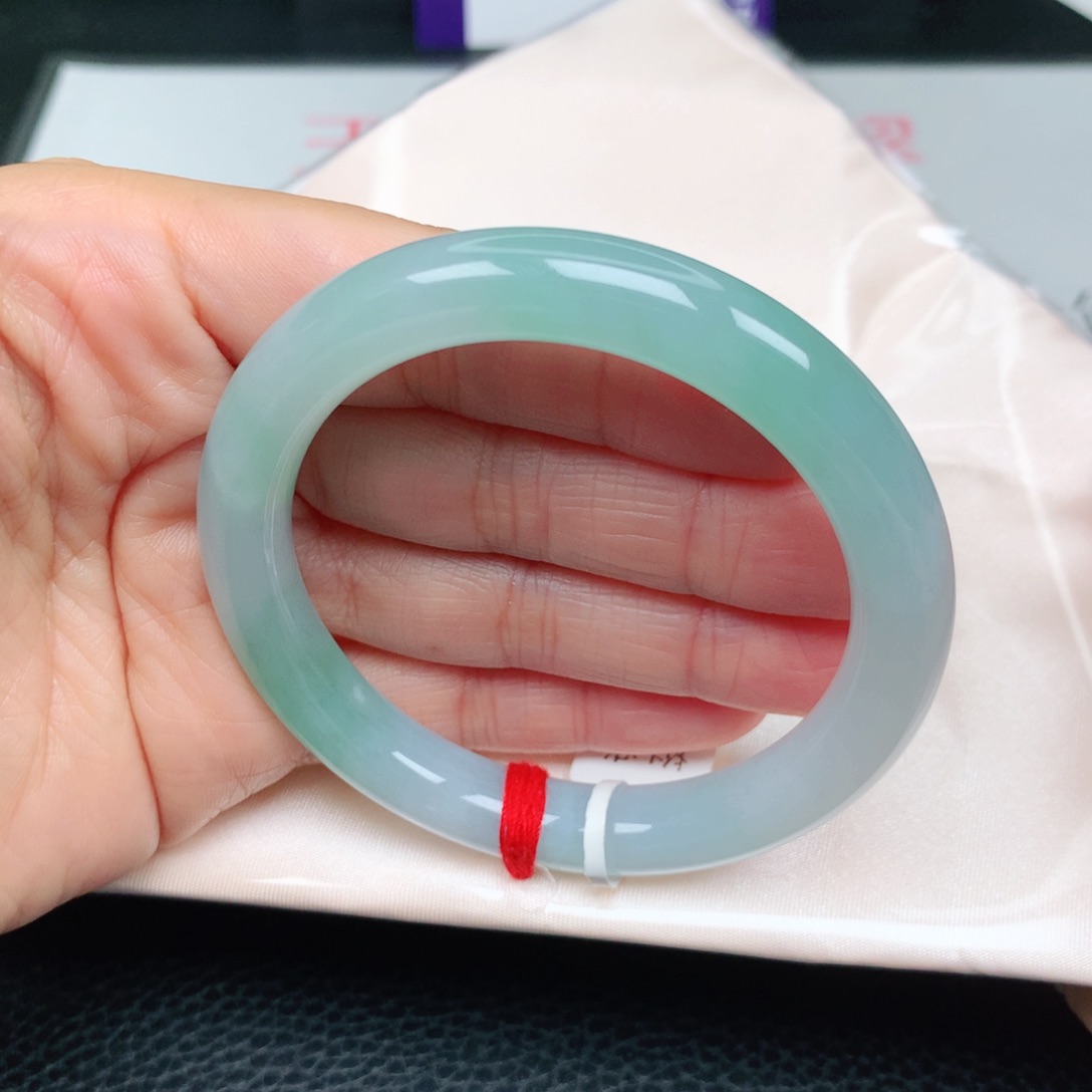 未镶嵌手镯（圆镯）翡翠冰胶绿新品10