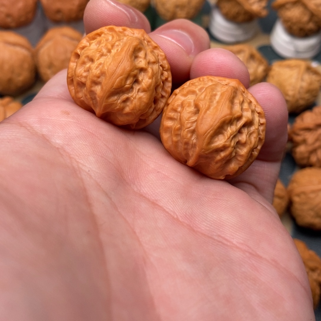 文玩核桃把件王*理霸王龙