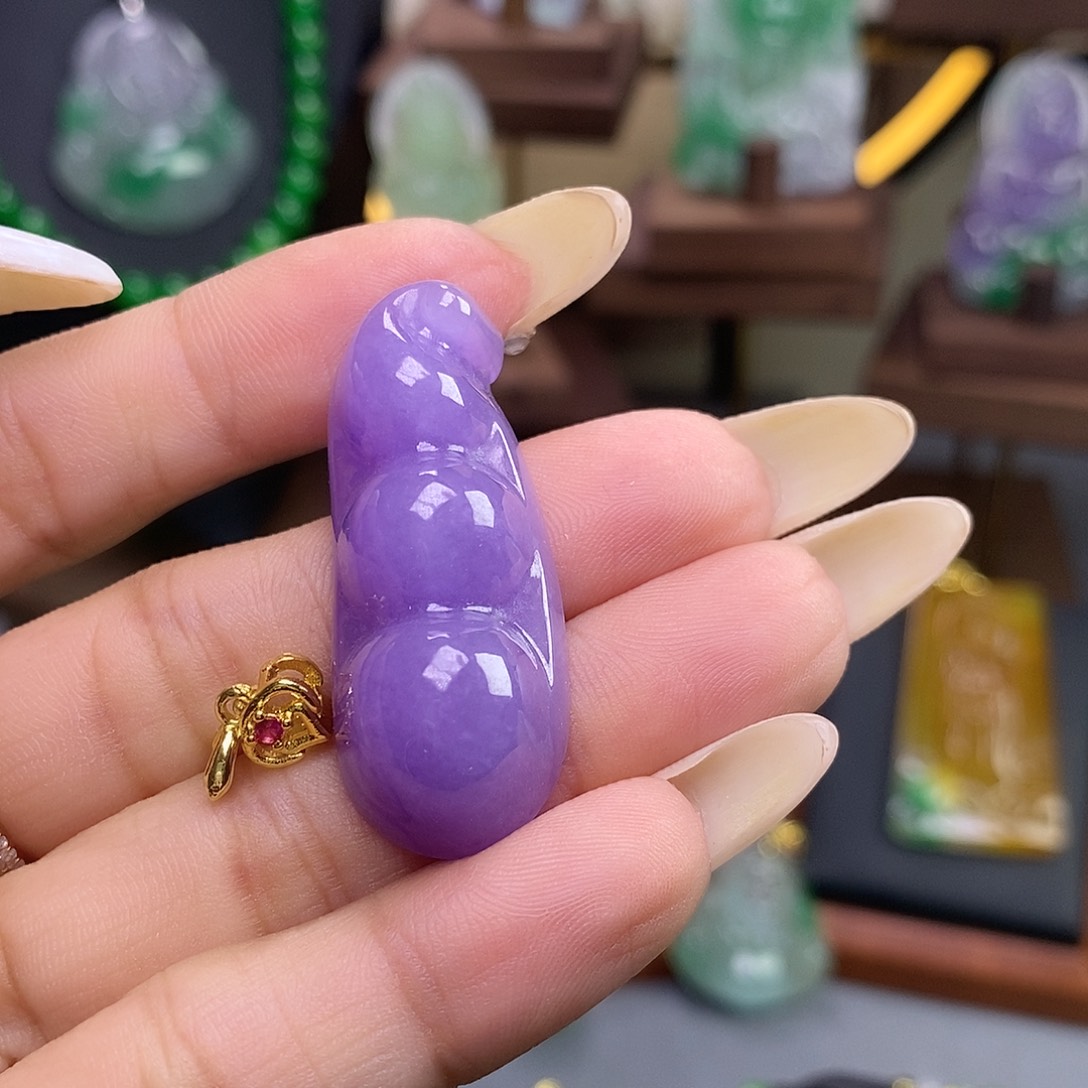 吊坠(赠链)未镶嵌翡翠