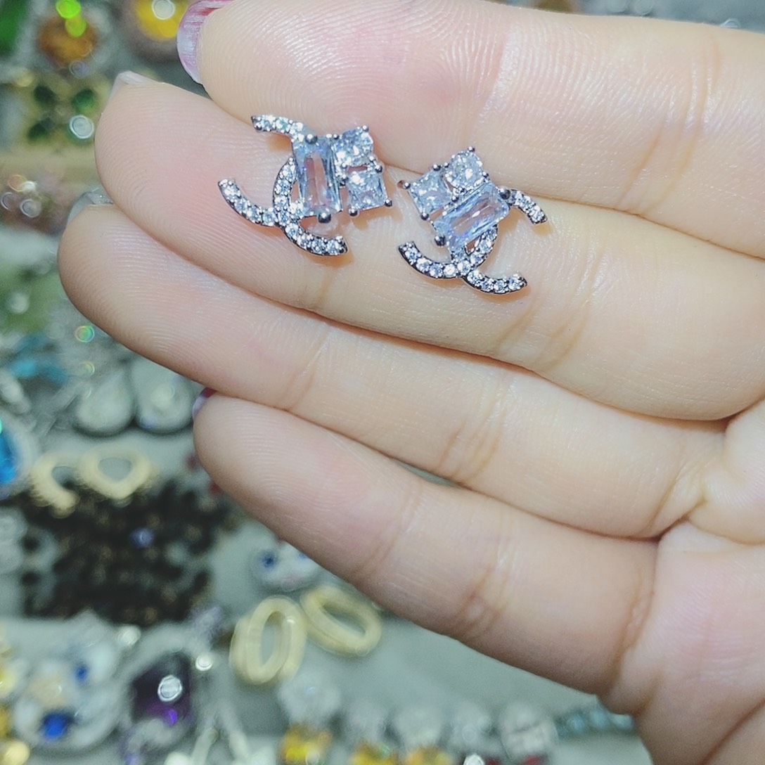 【闪购商品】托帕石耳饰银S925镶嵌