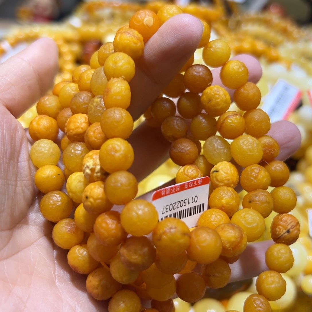 琥珀珠宝奇石未镶嵌