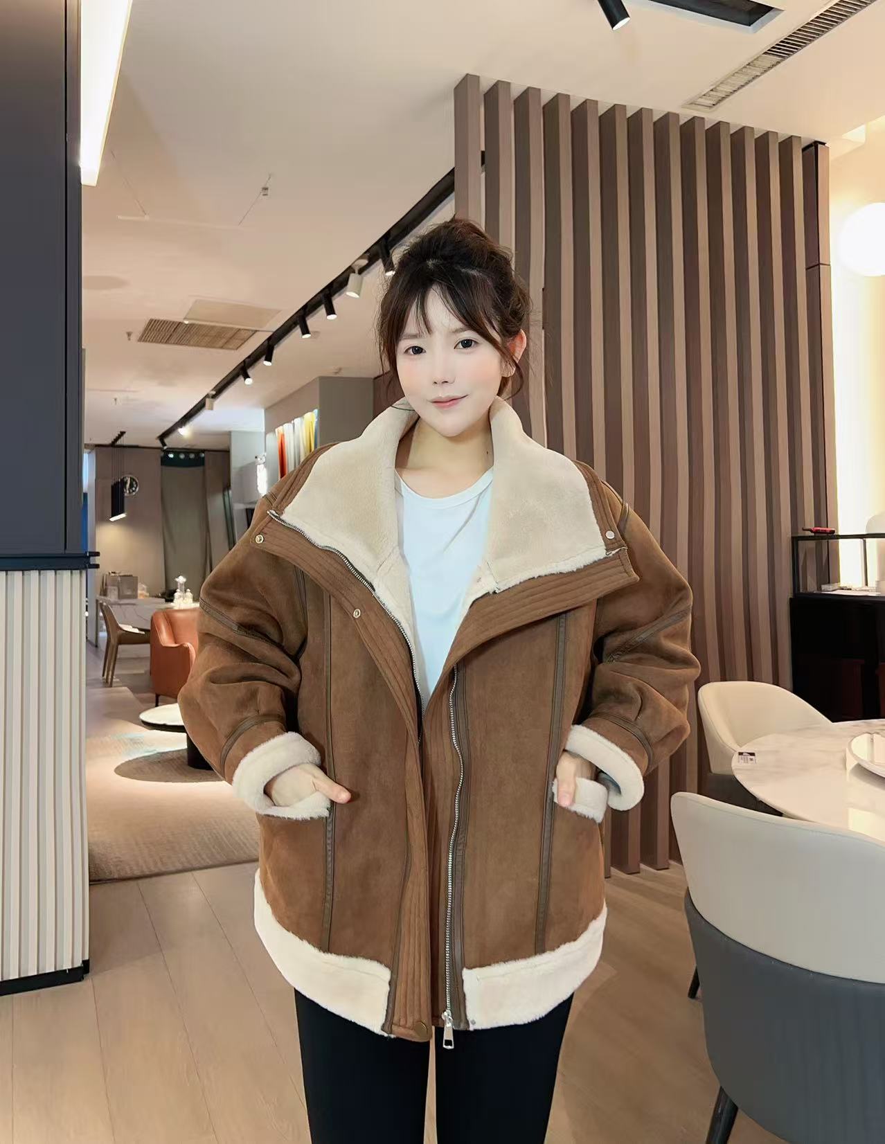 环保麂皮绒2026款冬季加厚宽松百搭皮毛一体外出轻奢洋气女外套