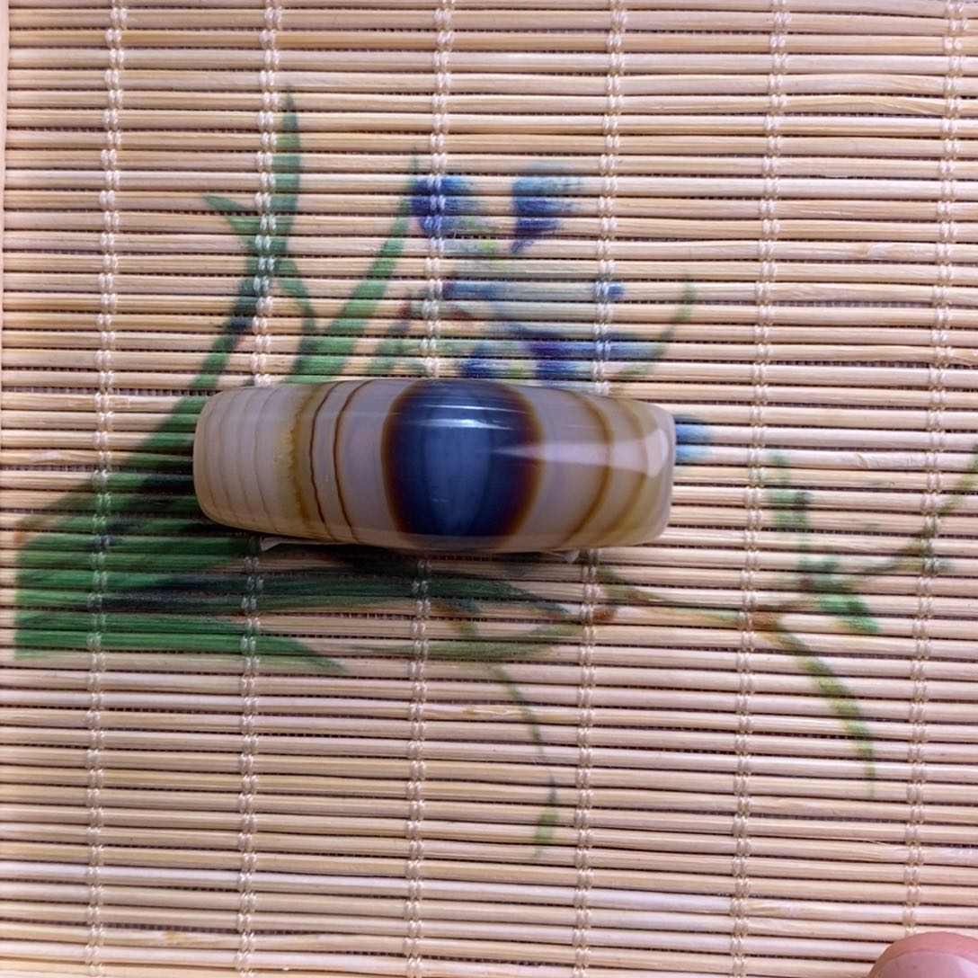 吴***鸿玛瑙/玉髓未镶嵌珠宝半成品