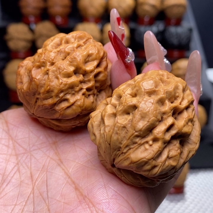 文玩核桃把件阿***6龙钾7号