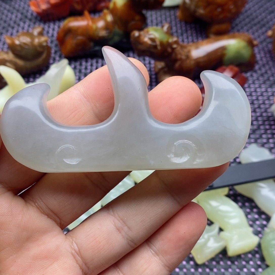 白玉菩提吊坠白玉摆件