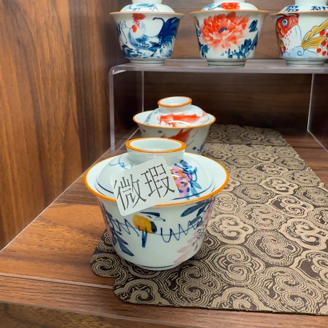 釉下手绘茶具微瑕