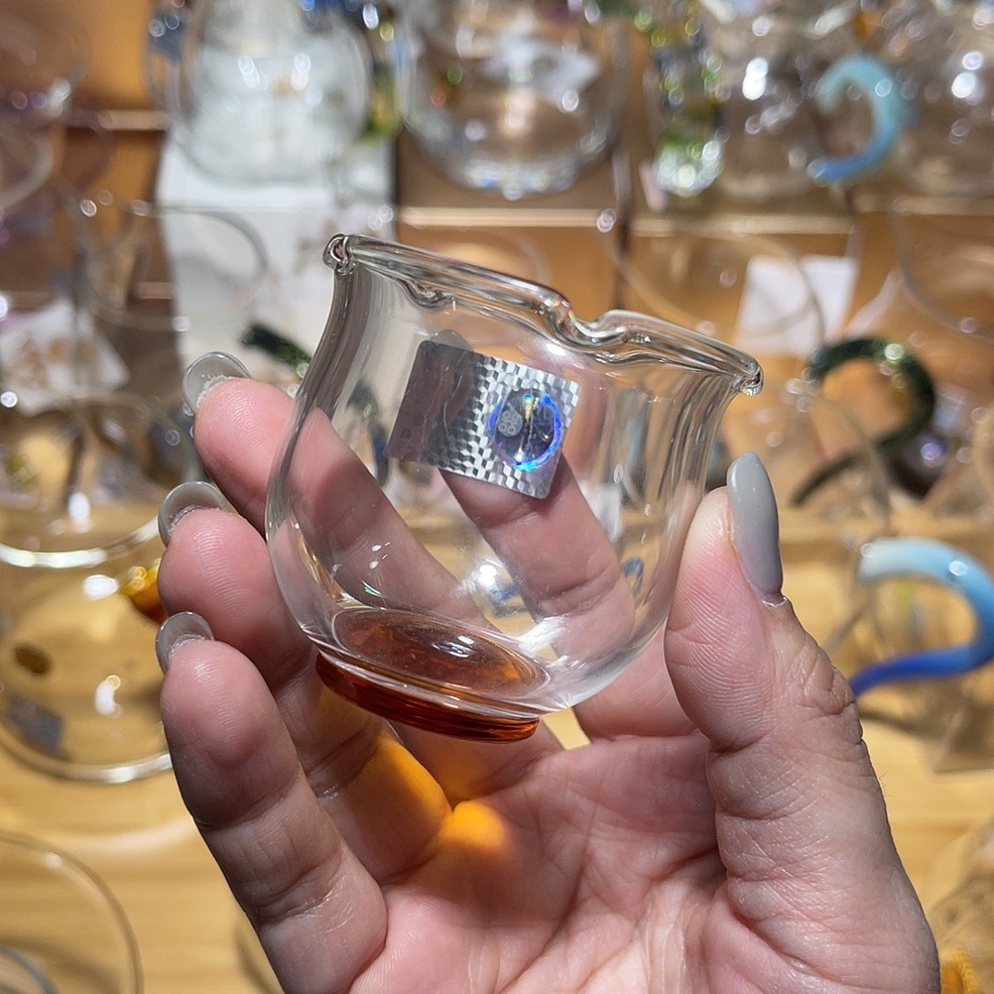 坤***子禾器华蕊杯琥珀色