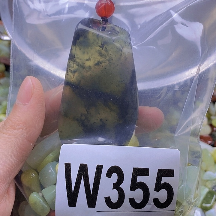 未镶嵌岫玉鱼缸石