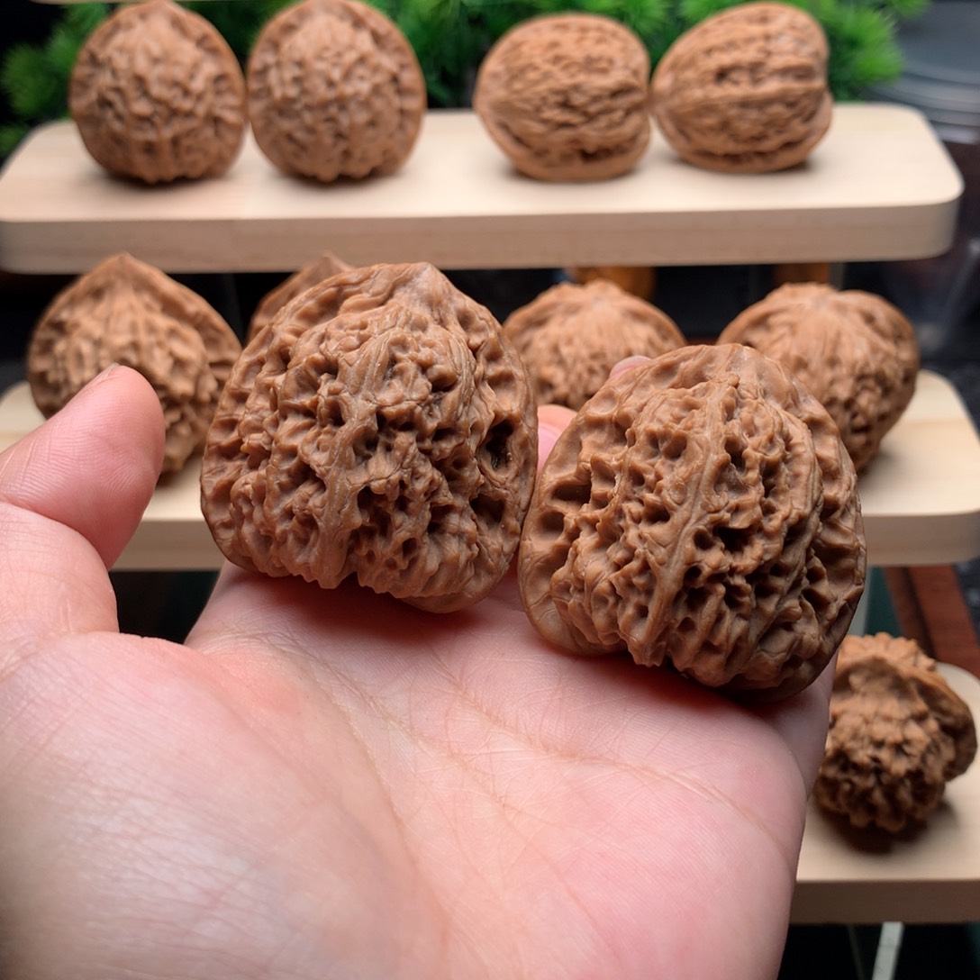 文玩核桃吊坠南疆石