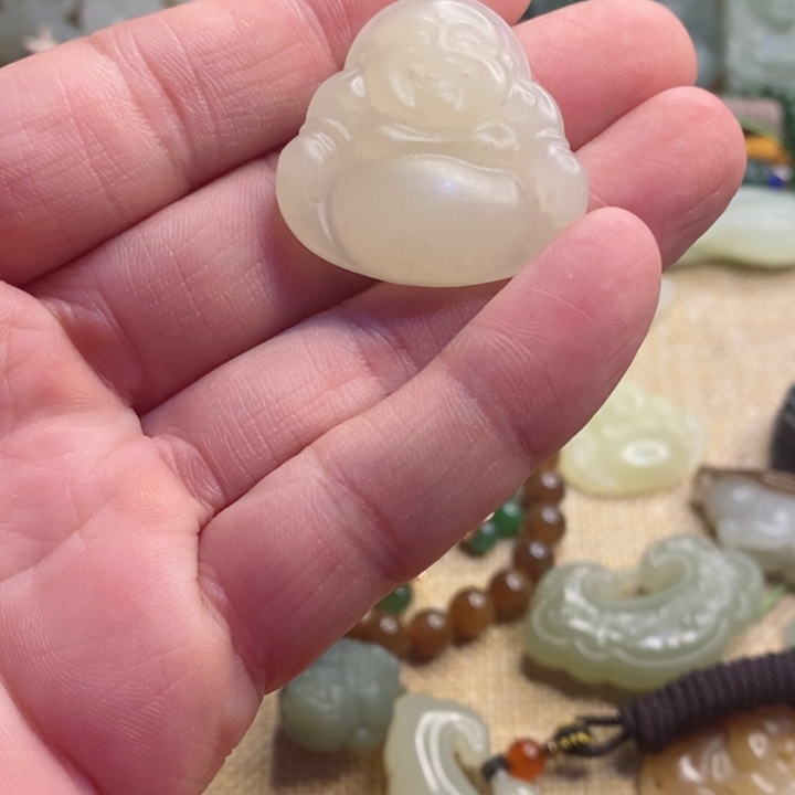 和田玉吊坠未镶嵌
