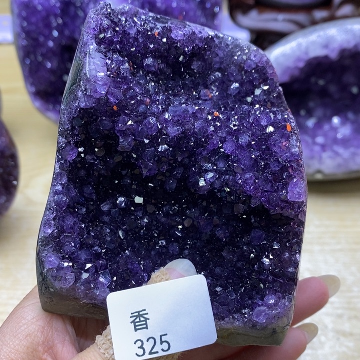 水晶大型摆件（非配饰）未镶嵌