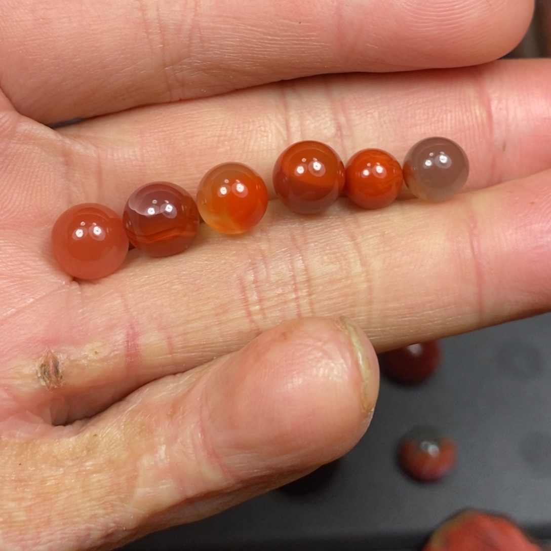 南红玛瑙珠子未镶嵌风*