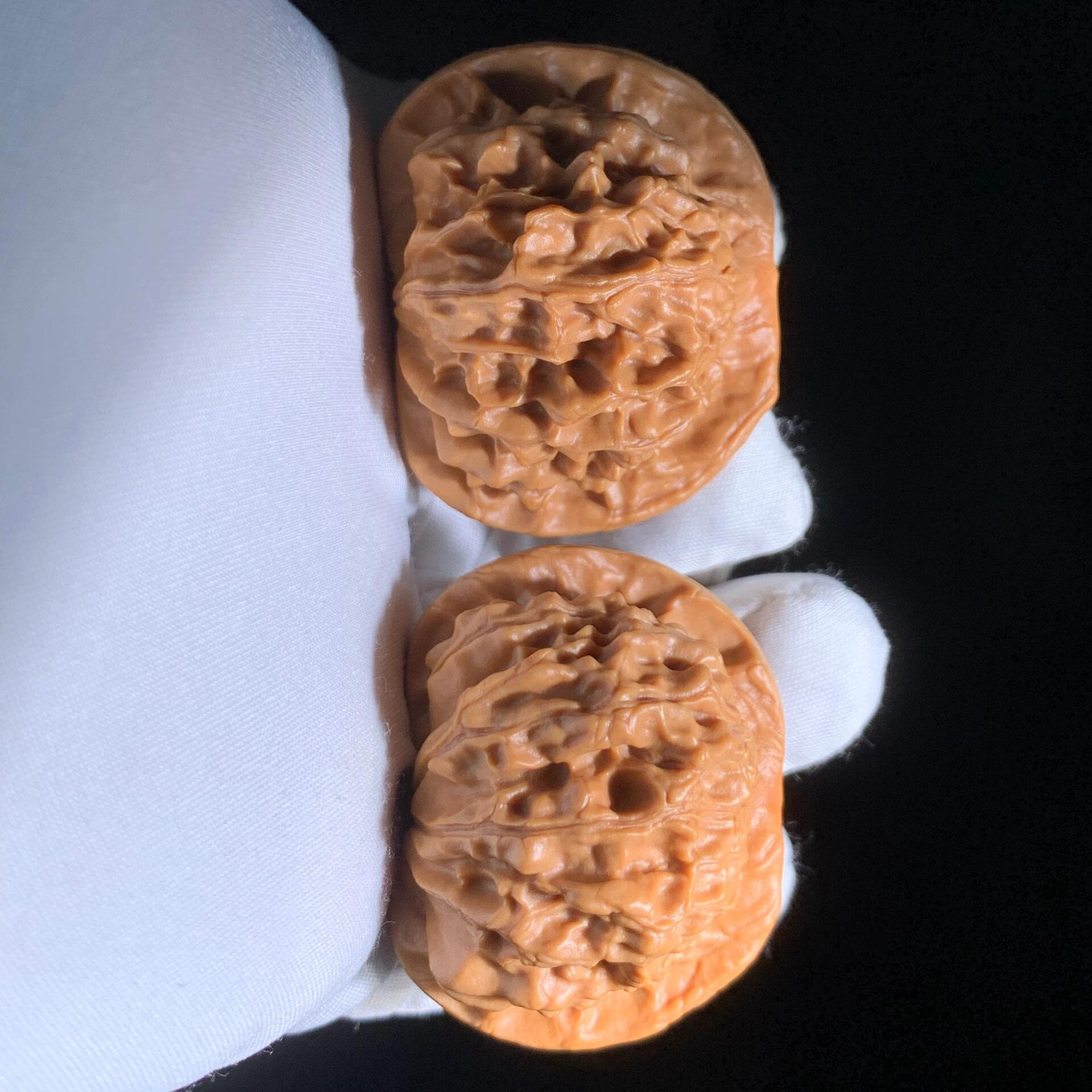 天地二爷帽文玩核桃文玩老树油蜡皮