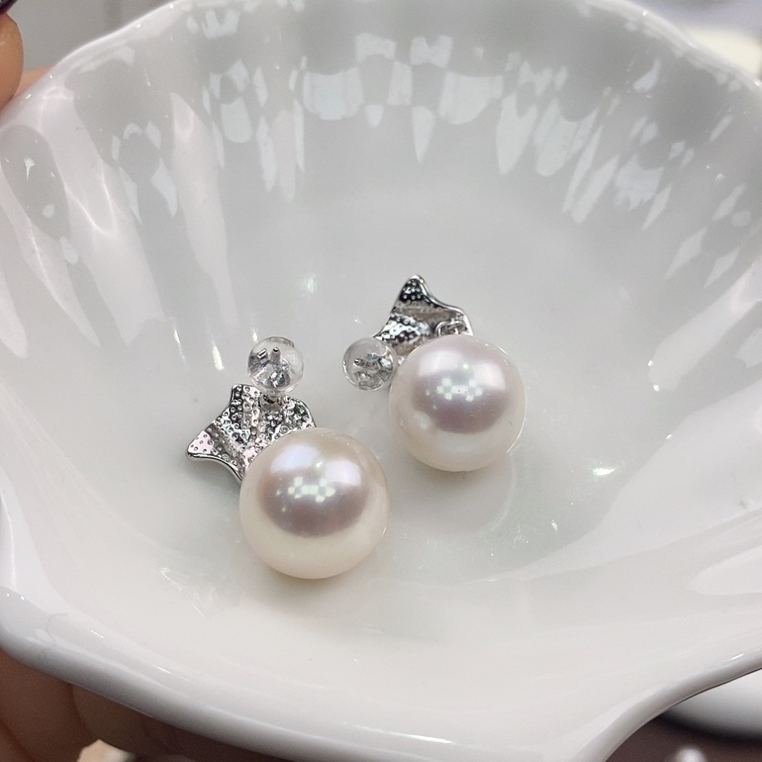 耳饰银S925镶嵌淡水珍珠