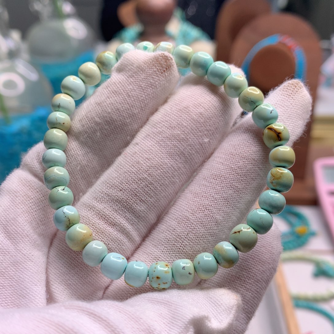 绿松石未镶嵌饰品