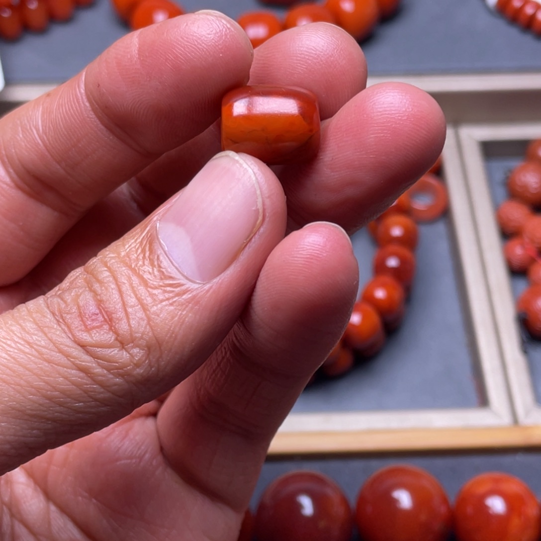南红玛瑙未镶嵌柿子红火焰纹桶珠11*13！2.8克