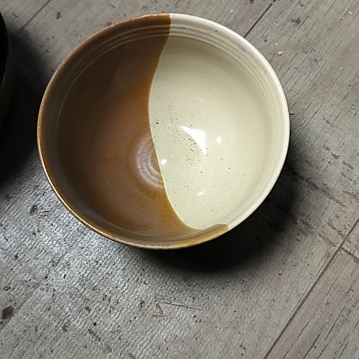 盘瓷片陶瓷杯盘壶碗都有
