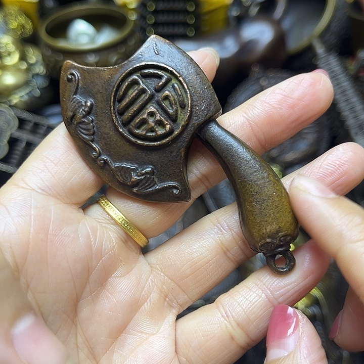 诚信经营精美铜器