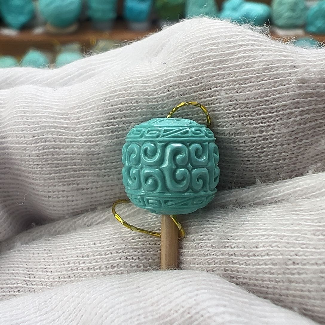 绿松石配饰未镶嵌